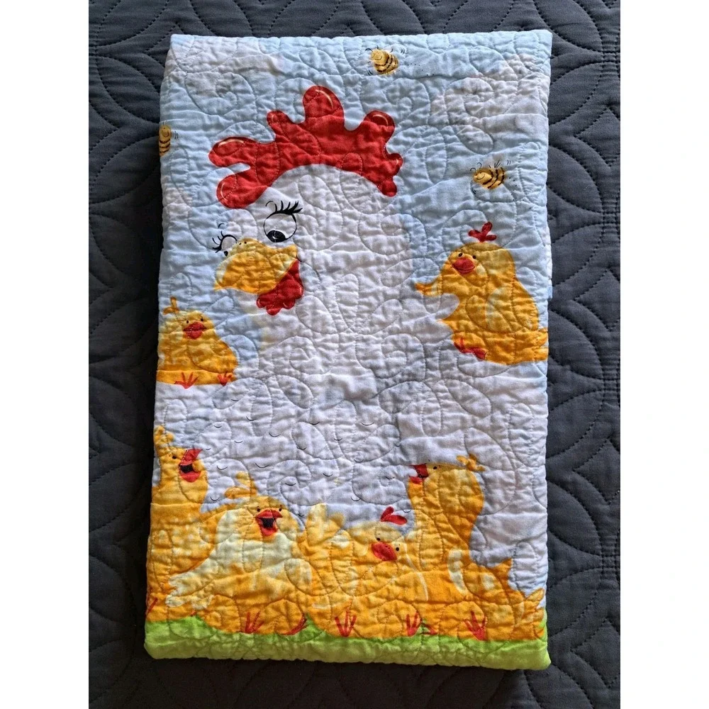 Vintage Hens And Chickens Throw‎  Quilt Hand quilted 38x33